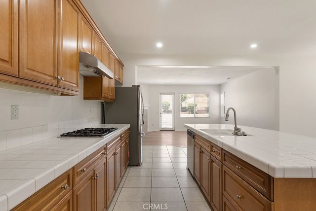 182 Monument, Perris, CA 92570