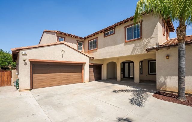 182 Monument, Perris, CA 92570