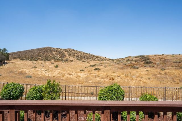 182 Monument, Perris, CA 92570