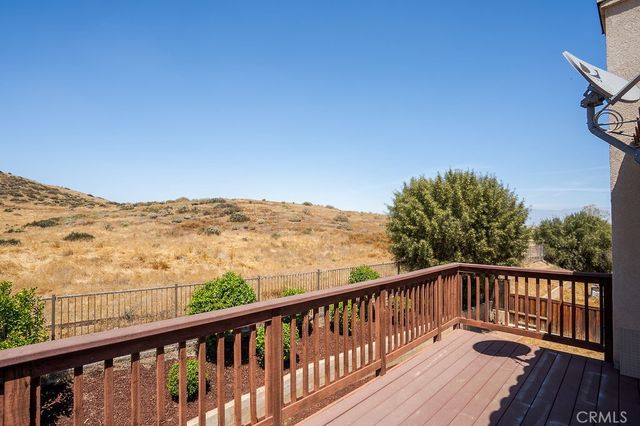 182 Monument, Perris, CA 92570