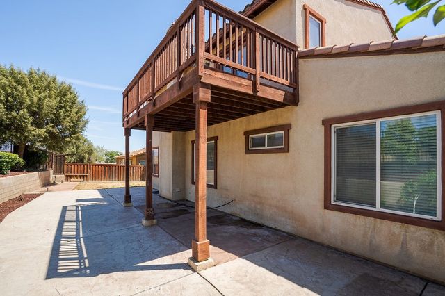 182 Monument, Perris, CA 92570