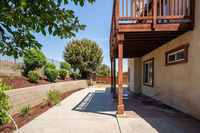 182 Monument, Perris, CA 92570