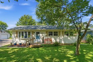 8112 7th Street W, Rock Island, IL 61201