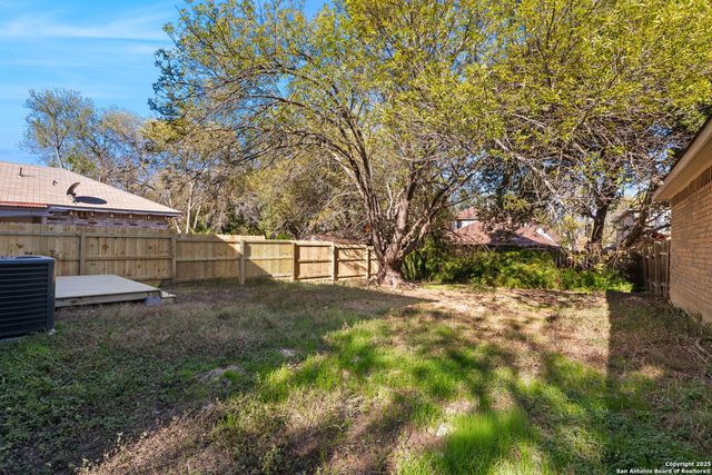 7563 Tantivity, San Antonio, TX 78249