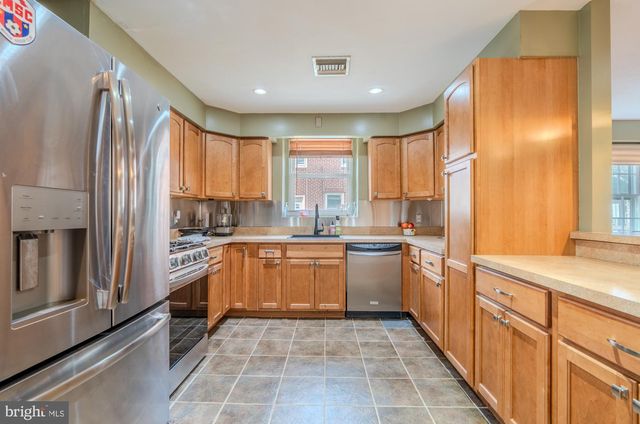 128 HENLEY RD, Wynnewood, PA 19096