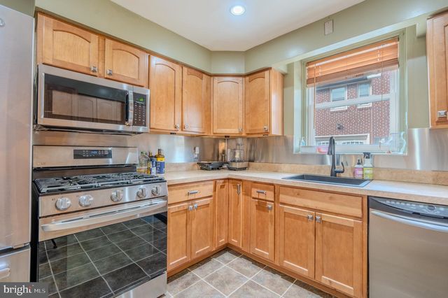 128 HENLEY RD, Wynnewood, PA 19096