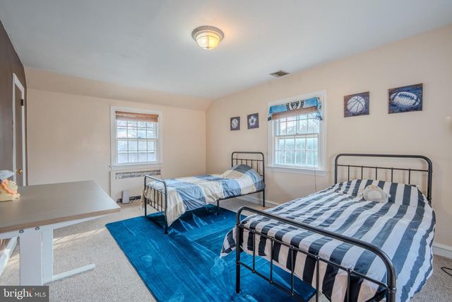 128 HENLEY RD, Wynnewood, PA 19096