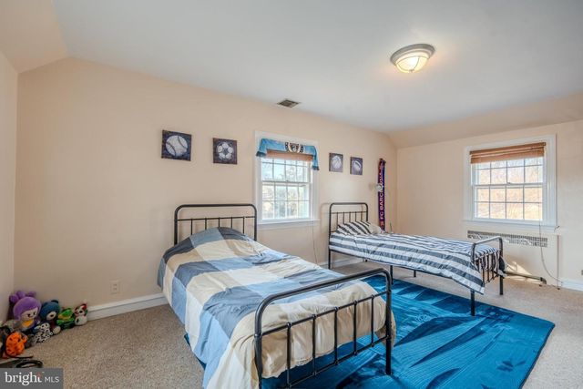 128 HENLEY RD, Wynnewood, PA 19096