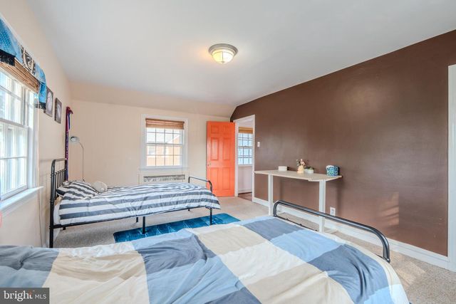 128 HENLEY RD, Wynnewood, PA 19096