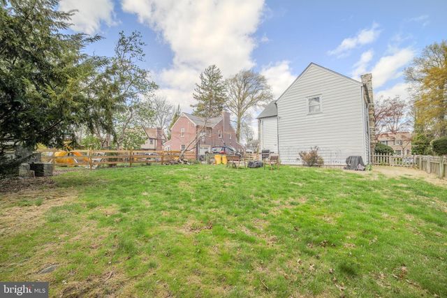 128 HENLEY RD, Wynnewood, PA 19096