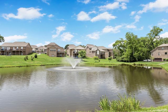 2048 Blackstone Drive, Hendersonville, TN 37075