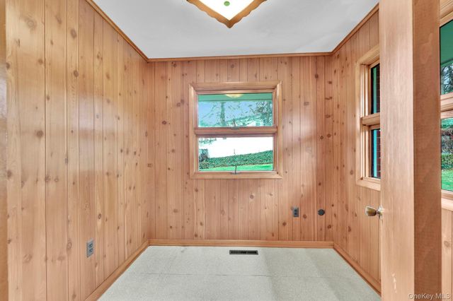 4 Oak Street, Chester, NY 10918