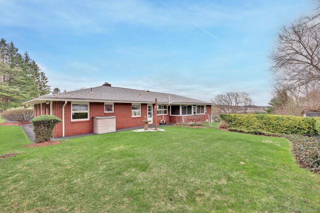 4 Oak Street, Chester, NY 10918