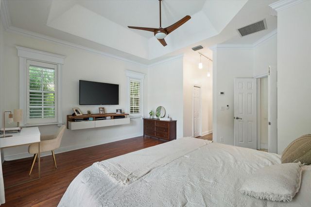2647 EDGEWATER Drive, Weston, FL 33332