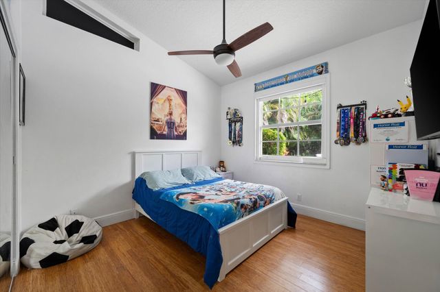 2647 EDGEWATER Drive, Weston, FL 33332
