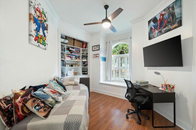 2647 EDGEWATER Drive, Weston, FL 33332
