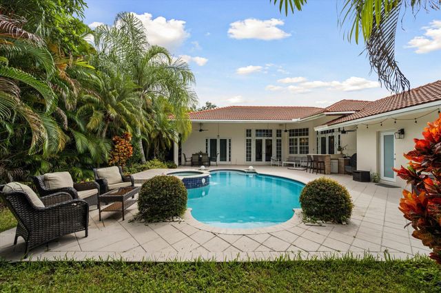 2647 EDGEWATER Drive, Weston, FL 33332