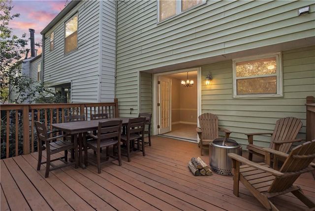 1805 Queen Anne Court, Atlanta, GA 30350
