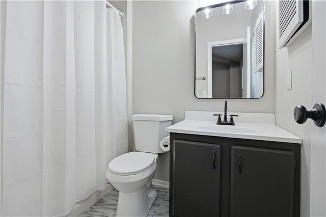 1805 Queen Anne Court, Atlanta, GA 30350