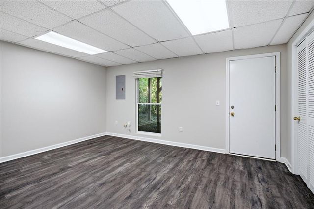 1805 Queen Anne Court, Atlanta, GA 30350