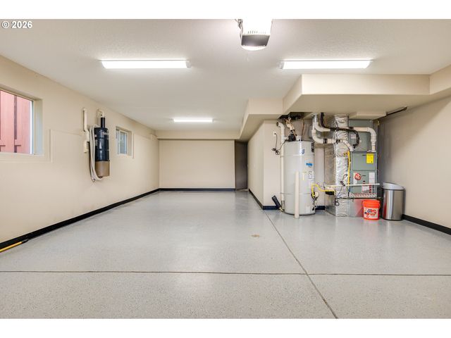 14687 Se PEBBLE BEACH Dr, Happy Valley, OR 97086