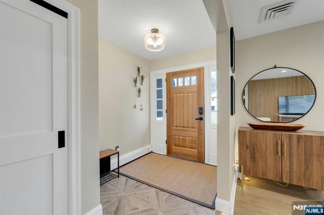 108 Hendrickson, Haworth, NJ 07641