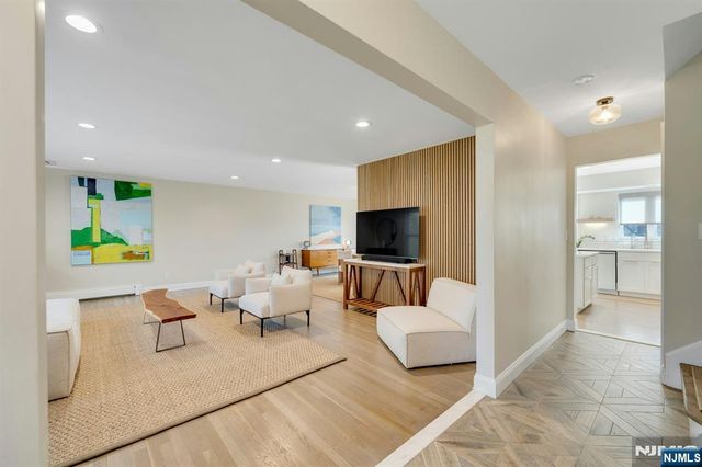 108 Hendrickson, Haworth, NJ 07641