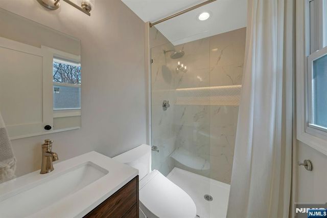 108 Hendrickson, Haworth, NJ 07641