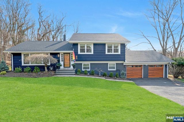 108 Hendrickson, Haworth, NJ 07641