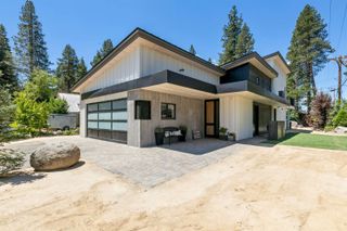 10038 Sierra Avenue, Truckee, CA 96161