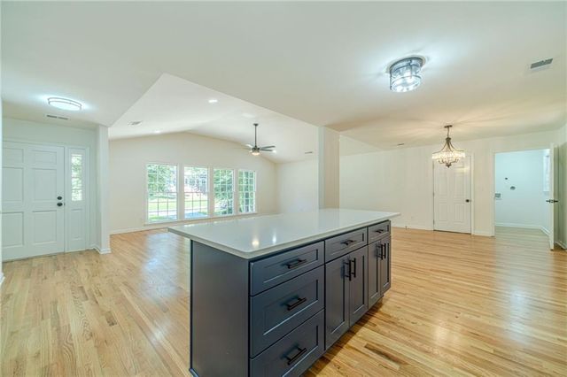 664 Hickory Ridge Road SW, Lilburn, GA 30047