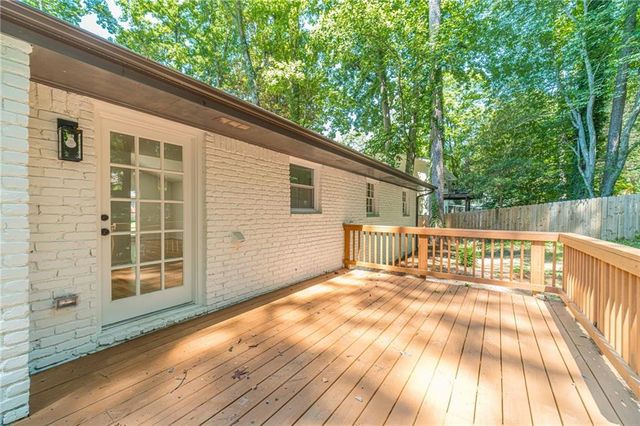 664 Hickory Ridge Road SW, Lilburn, GA 30047