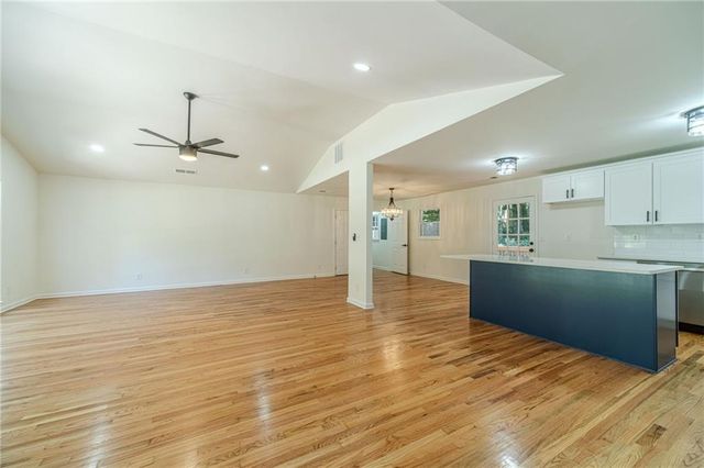 664 Hickory Ridge Road SW, Lilburn, GA 30047