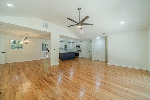 664 Hickory Ridge Road SW, Lilburn, GA 30047