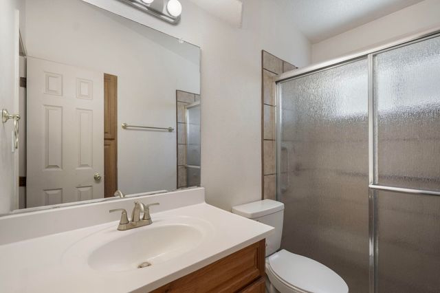 9423 E Travilla Drive NW, Albuquerque, NM 87114