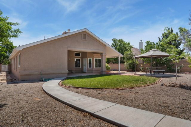 9423 E Travilla Drive NW, Albuquerque, NM 87114