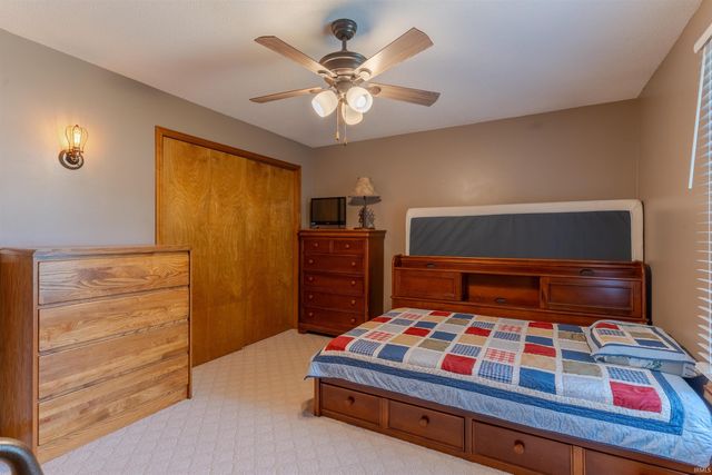 2611 Deerfield Drive, Evansville, IN 47725