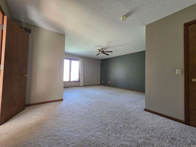 5717 Bayside Drive, Fort Wayne, IN 46815