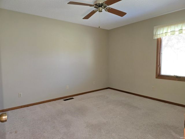 5717 Bayside Drive, Fort Wayne, IN 46815