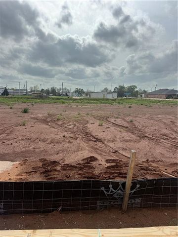 1405 PARKVIEW Drive, Alexandria, LA 71303