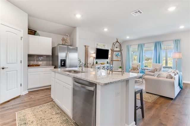 1405 PARKVIEW Drive, Alexandria, LA 71303