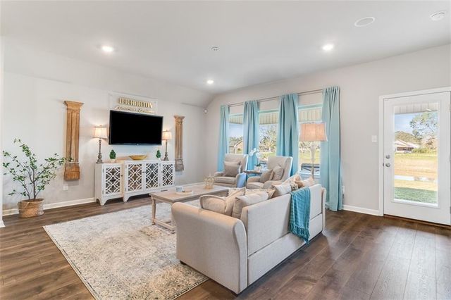 1405 PARKVIEW Drive, Alexandria, LA 71303