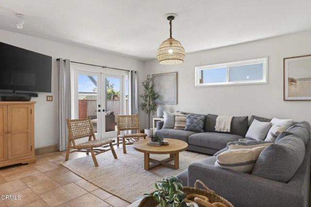 4229 Faria Road, Ventura, CA 93001