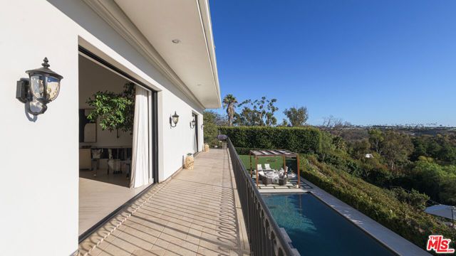 6110 Merritt Drive, Malibu, CA 90265