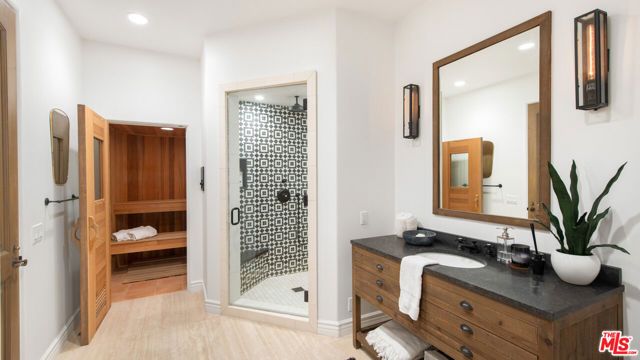 6110 Merritt Drive, Malibu, CA 90265