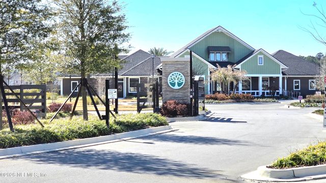 2704 BERRYHILL Road, Green Cove Springs, FL 32043