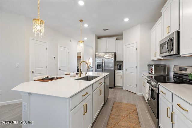 2704 BERRYHILL Road, Green Cove Springs, FL 32043