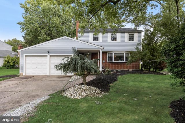 200 ROANOKE RD, Cherry Hill, NJ 08003