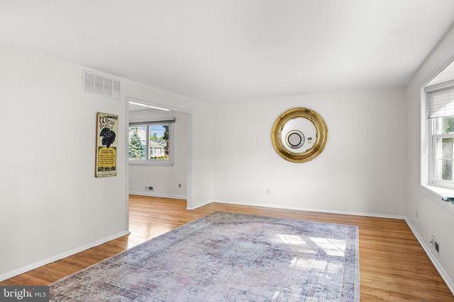 200 ROANOKE RD, Cherry Hill, NJ 08003