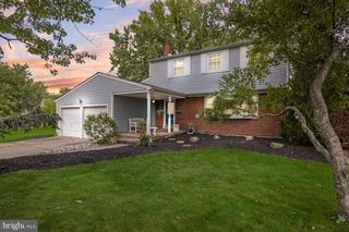 200 ROANOKE RD, Cherry Hill, NJ 08003